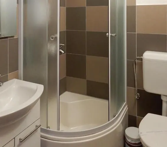 Infinitas טרוגיר